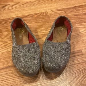 Toms gray tweed flats 9.5